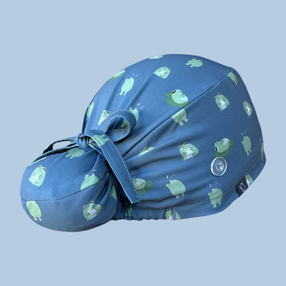 Bun cap with frog print